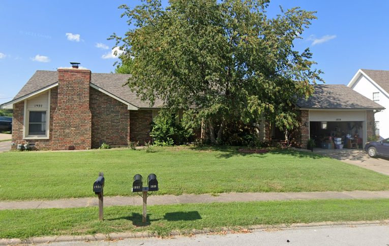 Lark duplex exterior, Springfield