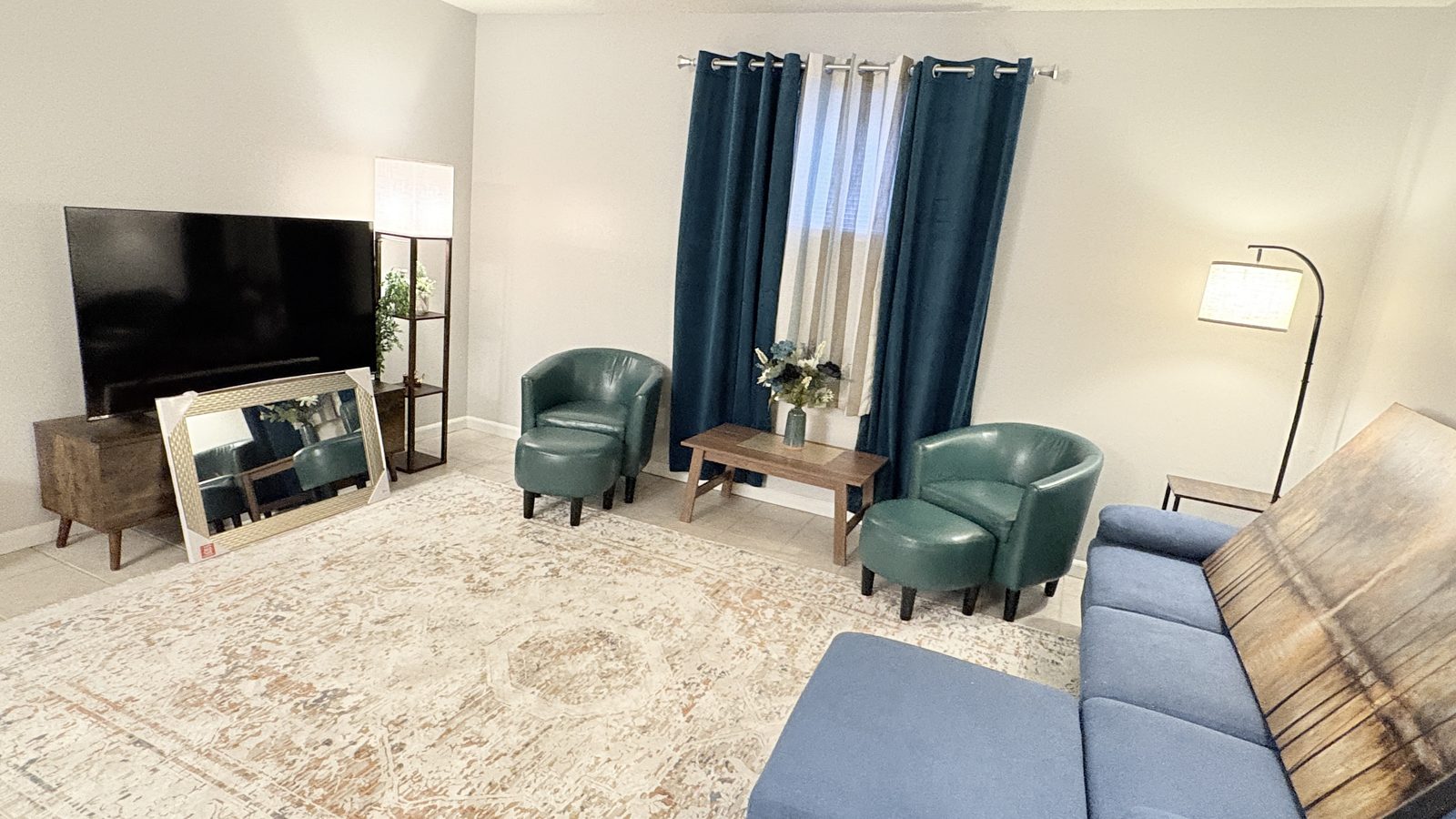 Gallery Suite seating